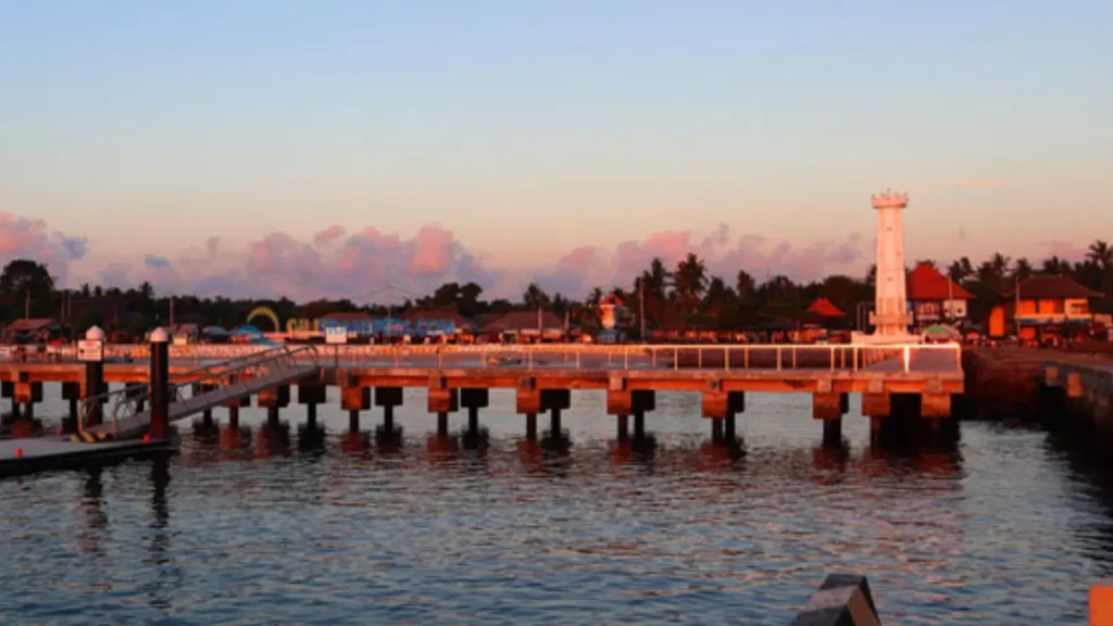 How to arrive at Gili Air Port from Nusa Penida with direct island transfer routes.